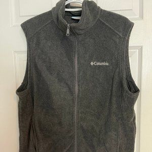 Columbia Zippered Vest